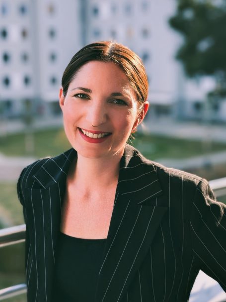 Bianca Ewald, Mitgründerin von React